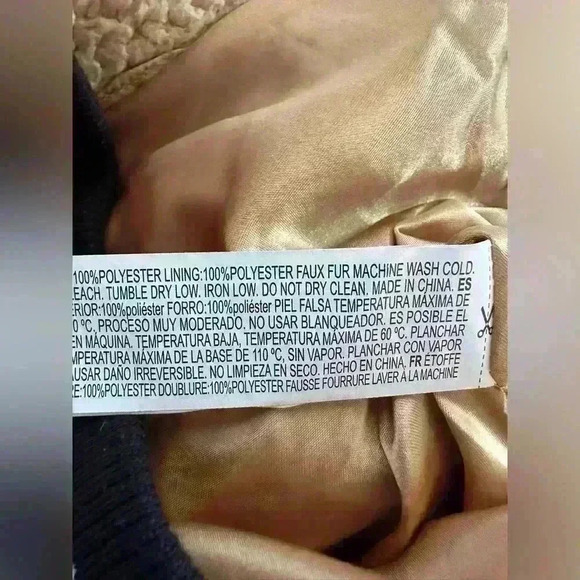 Forever 21 Sherpa Jacket Sweater Zip Up (473) - Picture 14 of 14